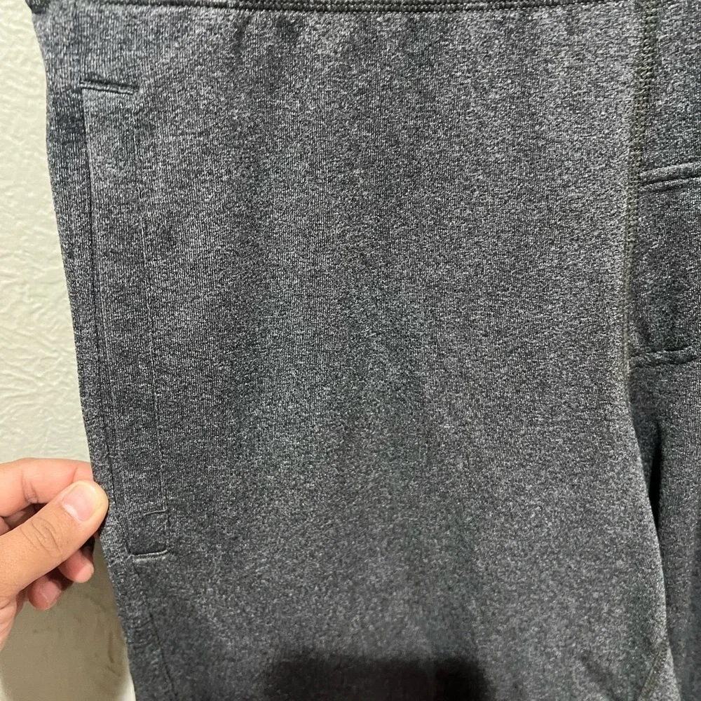 lululemon athletica sleek comfortable